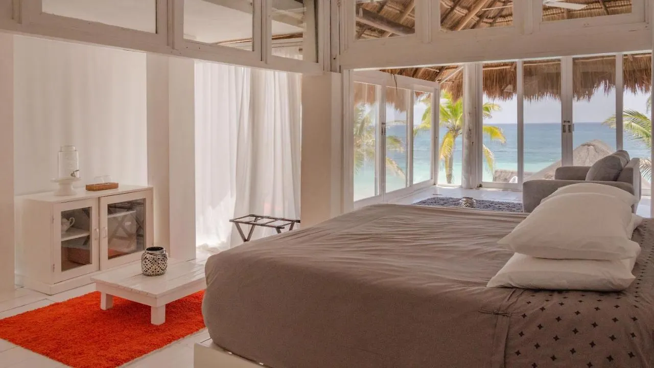Shambala Petit Hotel Tulum 4*,