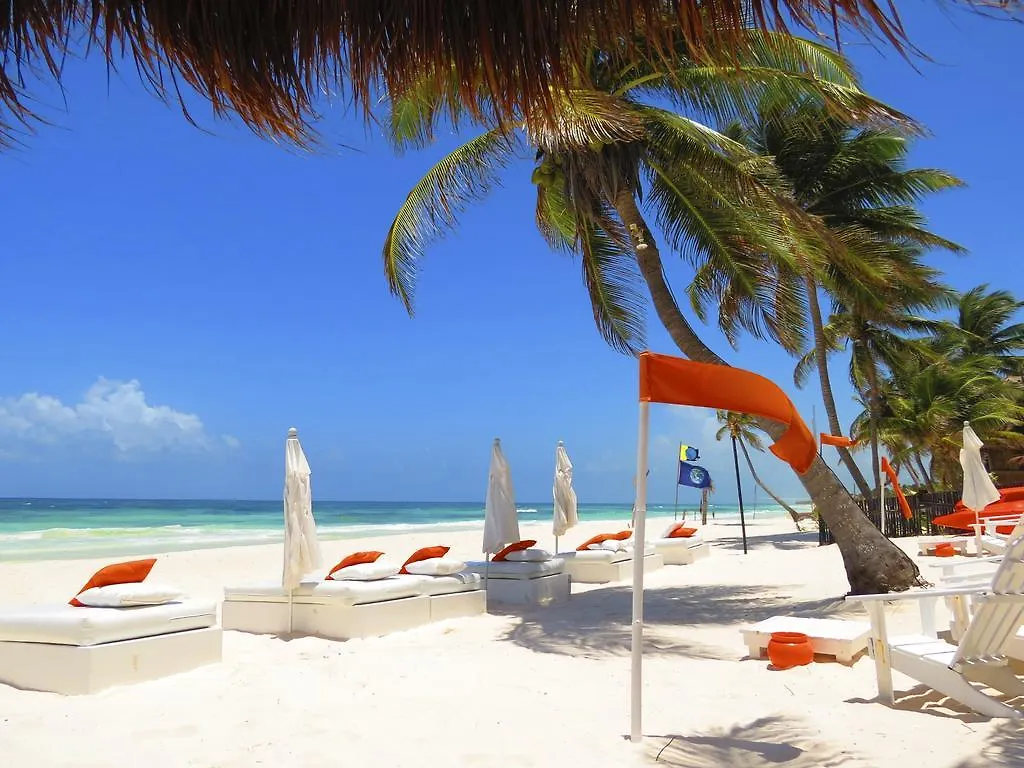 Shambala Petit Hotel Tulum 4*,